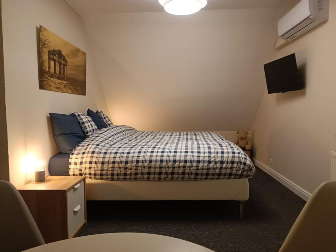 La Fontaine Aux Enfants - Gr5 - Chambre Avec Sdb Privee Abreschviller Bagian luar foto